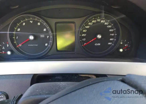 2009 Pontiac G8 z USA, uszkodzony, nr VIN 6G2ER57739L179861